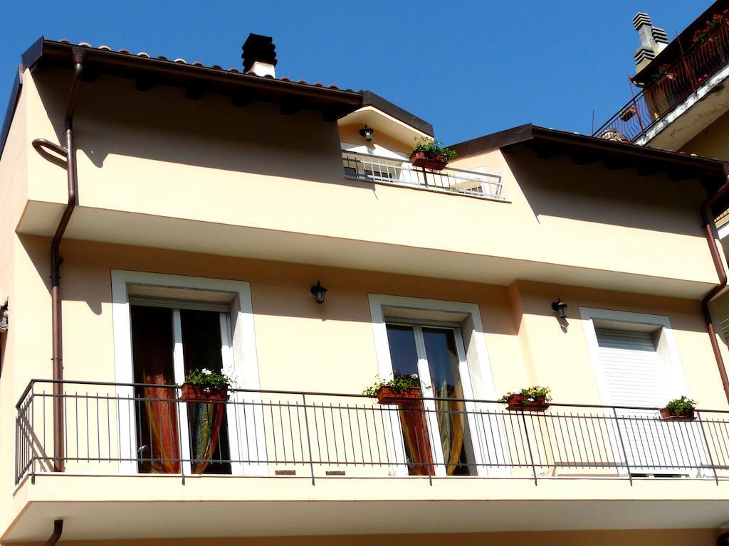 Ferienwohnung L'Albicocco Dolceacqua Zimmer foto