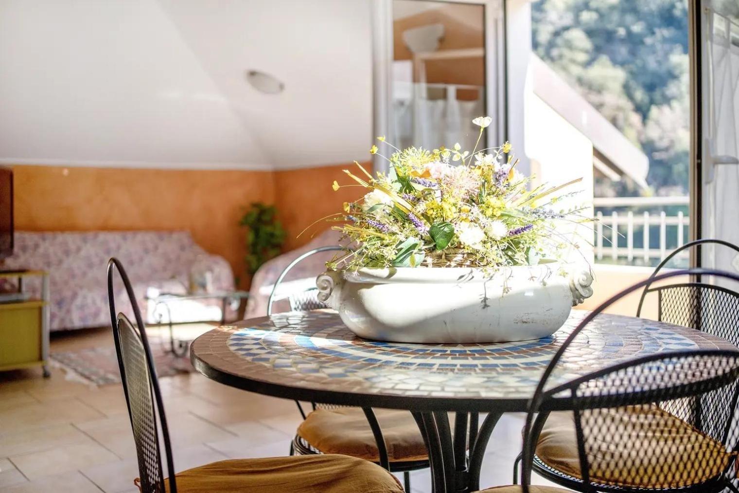 Ferienwohnung L'Albicocco Dolceacqua Exterior foto